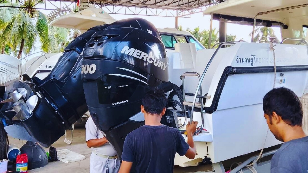 เรียนช่างซ่อมเครื่องยนต์เรือสปีดโบ๊ท