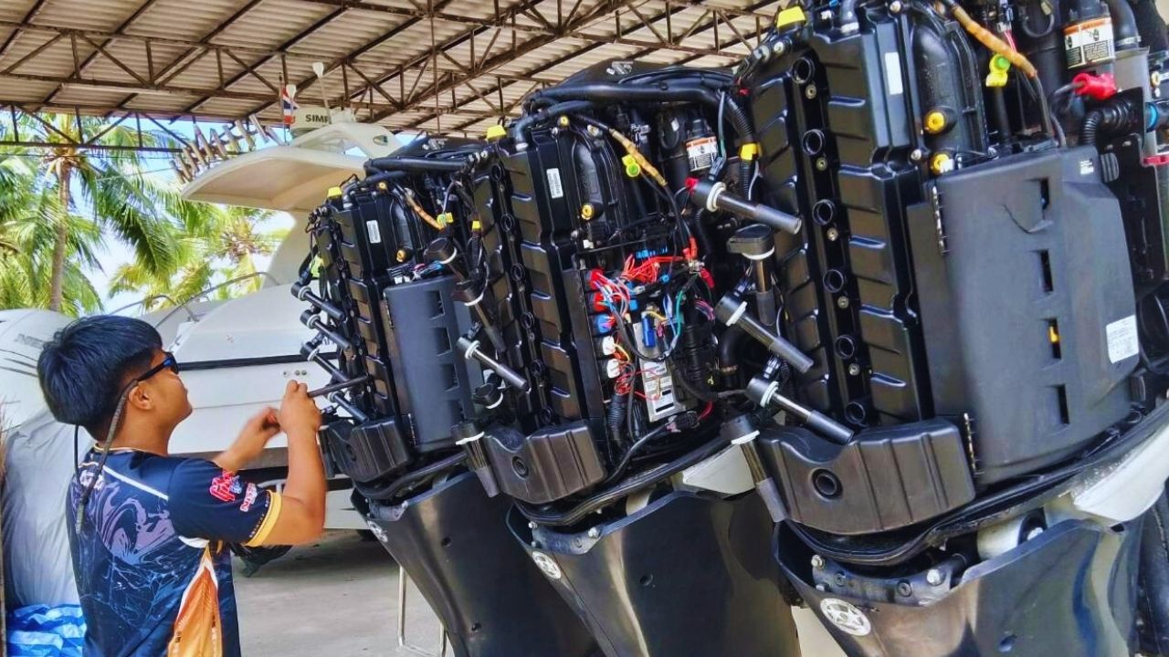 เรียนช่างซ่อมเรือสปีดโบ๊ท